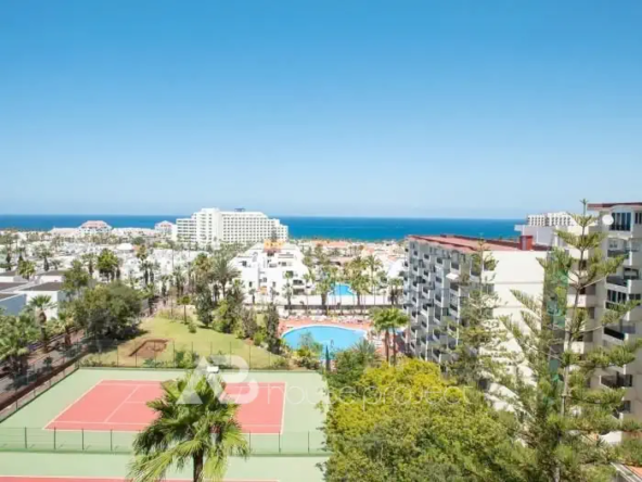 vista desde terraza estudio en venta en el complejo El Dorado en Playa de las Americas