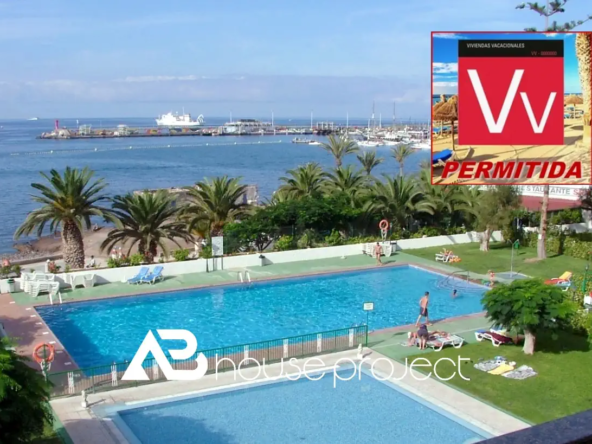 piscina del complejo Comodoro en Los Cristianos