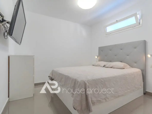 dormitorio 2 del piso en venta en el complejo Island Village en San Eugenio Alto