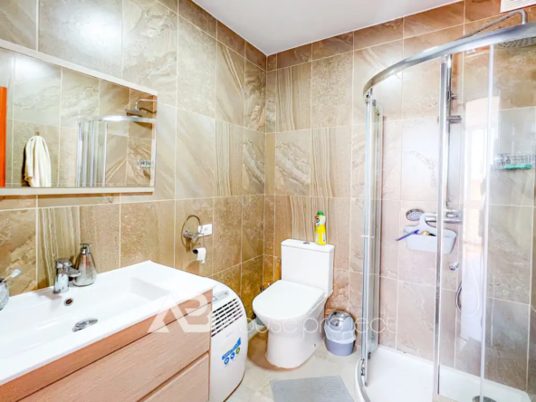 baño 3 del chalet pareado en San Eugenio Alto