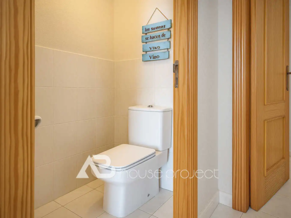 aseo del piso en venta en el complejo Club Paraíso en Playa Paraíso - 1