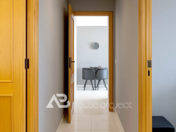 pasillo del piso en venta en el complejo Club Paraíso en Playa Paraíso - 1