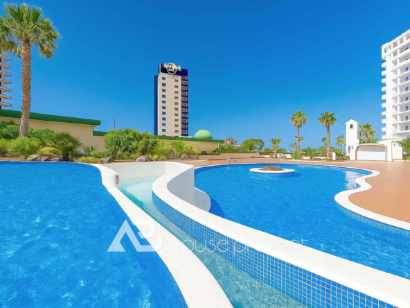 piscina del complejo Club Paraíso en Playa Paraíso - 2