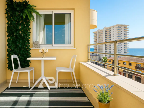 terraza piso en venta en el complejo Sol Paraiso en Playa Paraiso