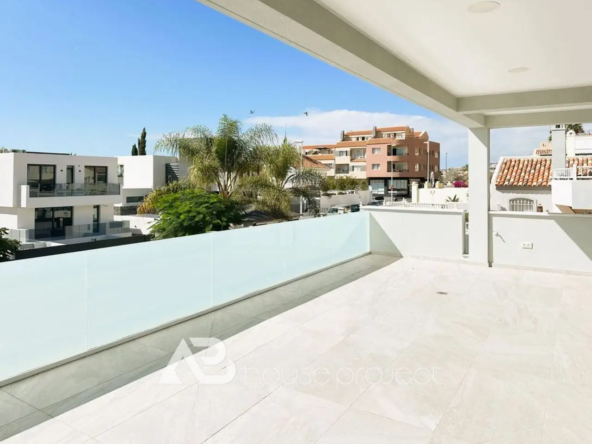 terraza 2 villa de lujo en el Madroñal
