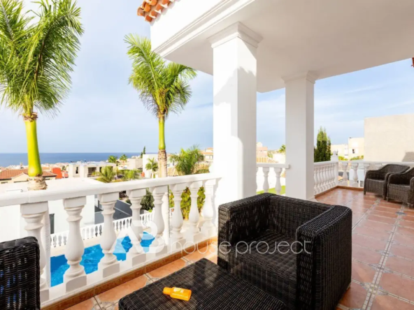 terraza dormitorio 2 villa en venta en el Madroñal