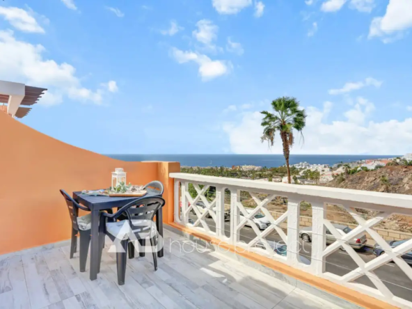 terraza piso en venta en el complejo Ocean View en San Eugenio Alto