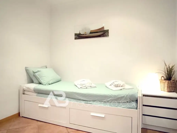 dormitorio 2 del piso en venta en el complejo Adeje Paradise en Playa Paradiso