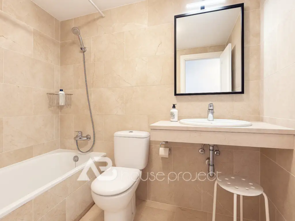 baño piso en venta en palm mar