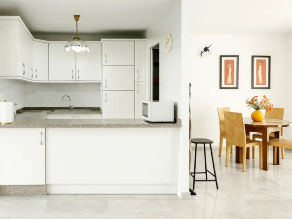 cocina piso en venta en el complejo Dinastia en Los Cristianos