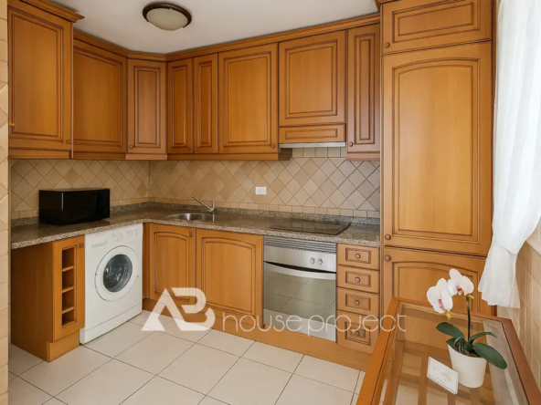 cocina piso en venta en los cristianos en el complejo Parque Tropical