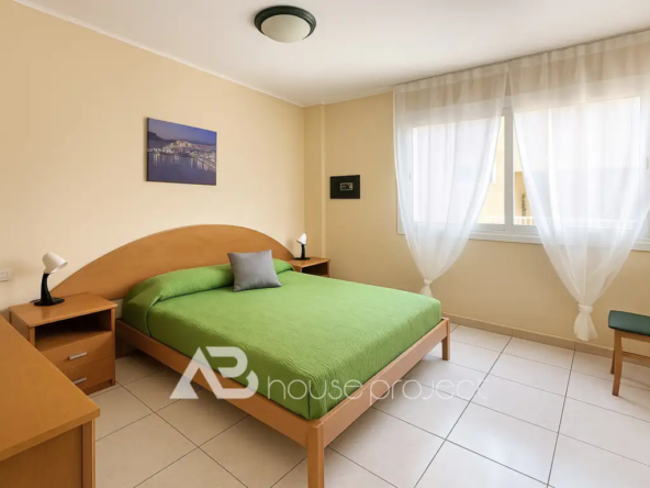 dormitorio piso en venta en los cristianos en el complejo Parque Tropical