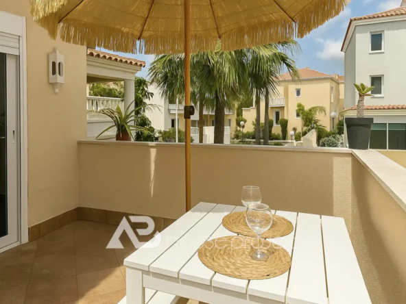 terraza piso en venta en el complejo Chayofa Country Club en Chayofa - 3
