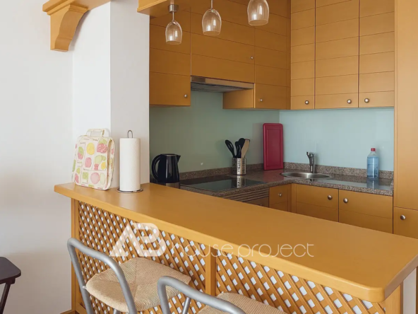 cocina del atico duplex en venta en el complejo "Adeje Paradise" en Playa Paraiso -1