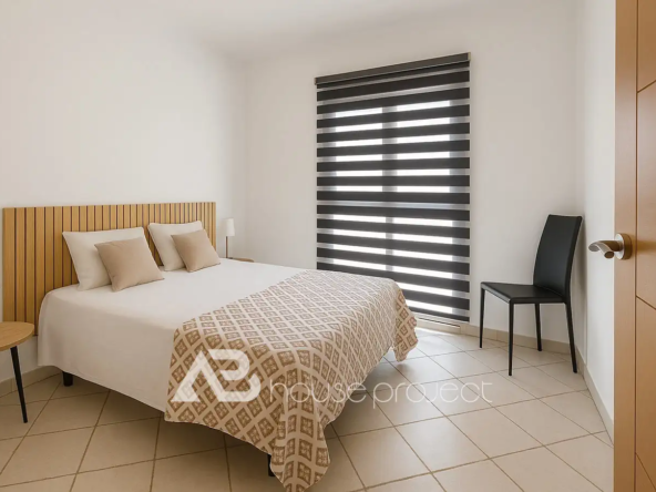 dormitorio del atico duplex en venta en el complejo "Adeje Paradise" en Playa Paraiso -1