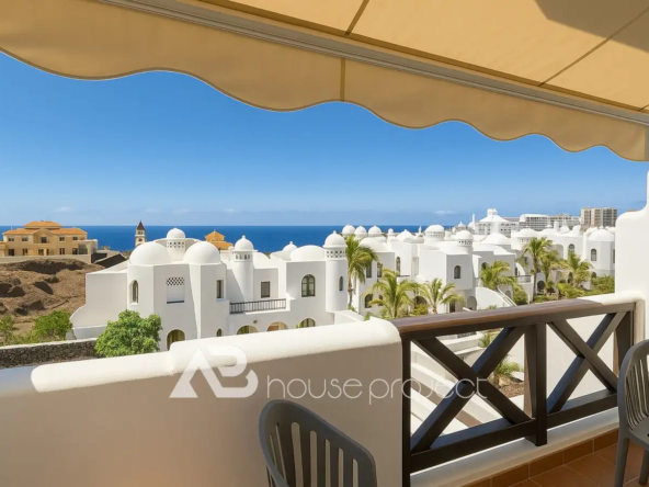 terraza del atico duplex en venta en el complejo "Adeje Paradise" en Playa Paraiso -4