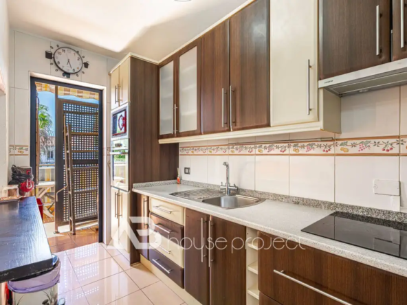 cocina del piso en venta en el complejo Atlantico II - 4