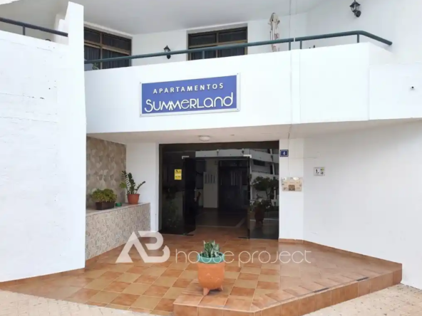entrada del complejo Summerland en Los Cristianos - 1