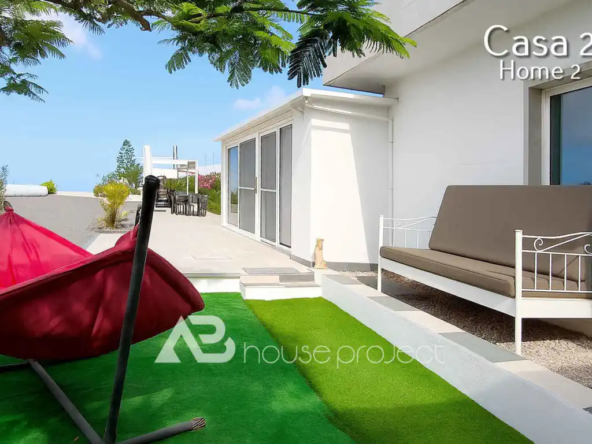 terraza de la villa 2 de la finca en venta en Guia de Isora - 2