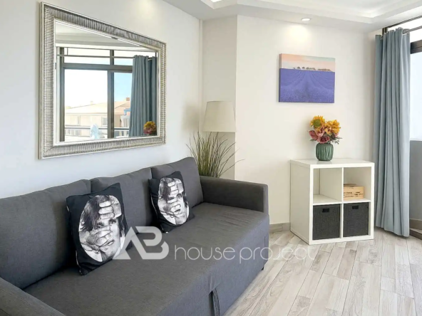 salon del piso en venta en el complejo Summerland en Los Cristianos - 6